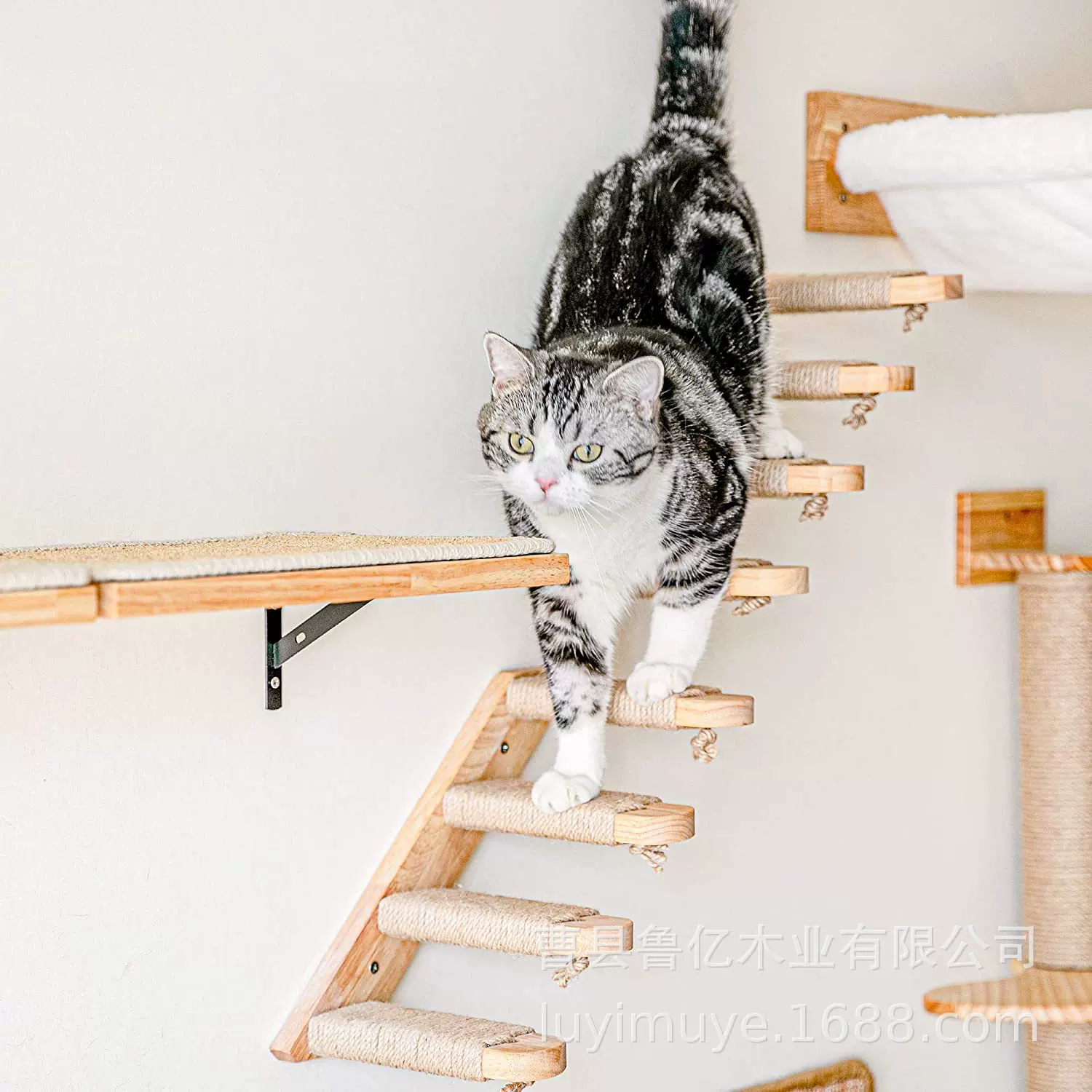 现货木制猫爬架墙上壁挂式猫壁架墙上猫咪楼梯木制猫咪休息架